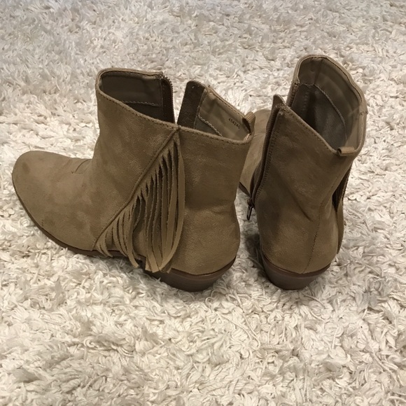 Gap Booties - Picture 2 of 3